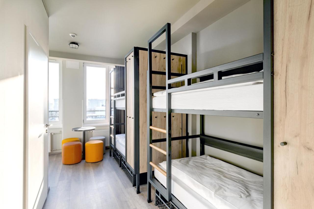 Bed 6-Bed Dormitory Room,818976674:JPEG